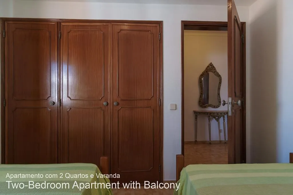 Akisol Armacao Pera Holidays II location